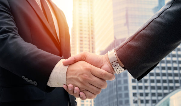 Joint-Ventures-Strategic-Alliances-and-Partnerships-Which-is-Best-for-Your-Business-1200x600
